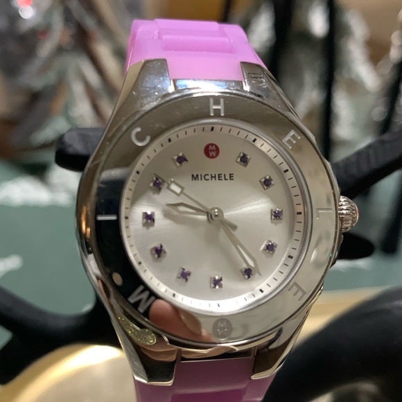 MICHELE Tahitian petite ladies Jelly Band Watch.Purple/Lilac - Picture 4 of 9
